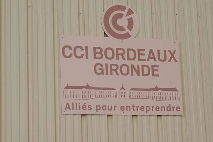 Villes de France et le réseau des CCI signent un partenariat pour le renouveau économique des centres-villes.